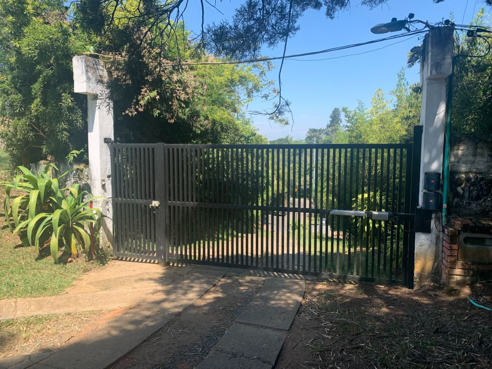 Casa Campestre En Arriendo - La Buitrera, Cali