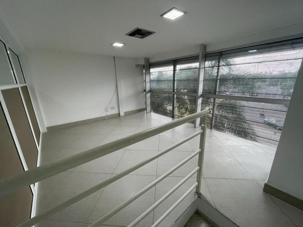 Local En Venta - El Cedro, Cali