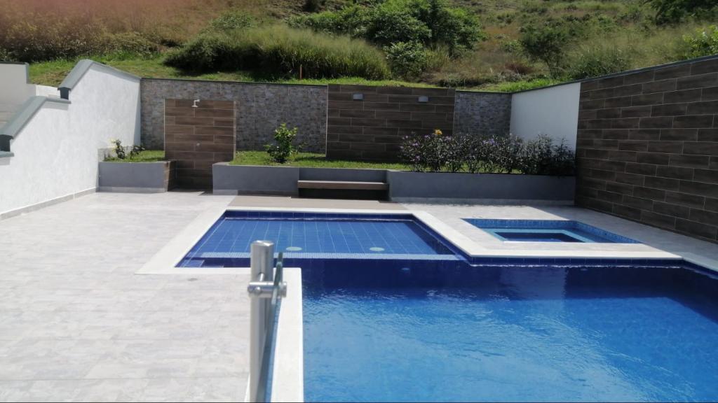 Lote En Venta - El Albergue, Guadalajara De Buga