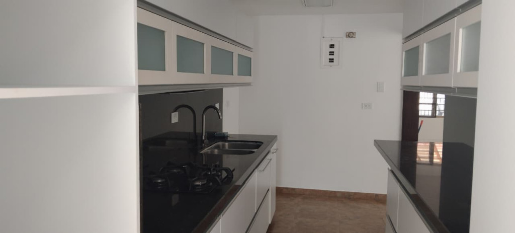 Casa En Arriendo - Pampalinda, Cali