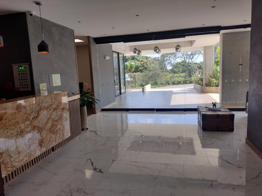 Apartamento En Venta - Ciudad Jardín, Cali