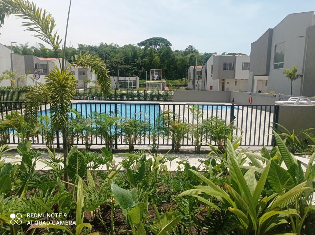 Casa En Venta - Ciudad Country, Jamundí