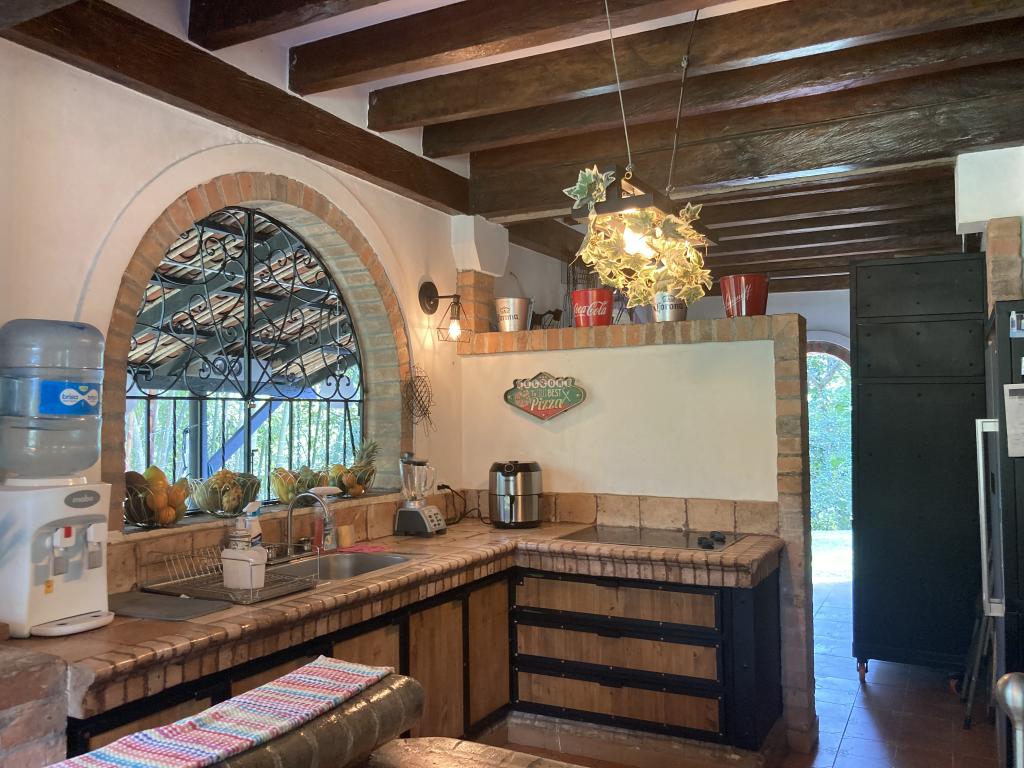 Casa Campestre En Arriendo - Parcelación Chorro De La Plata, Cali