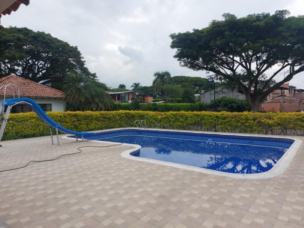 Casa En Venta - Villa Ginebra, Ginebra