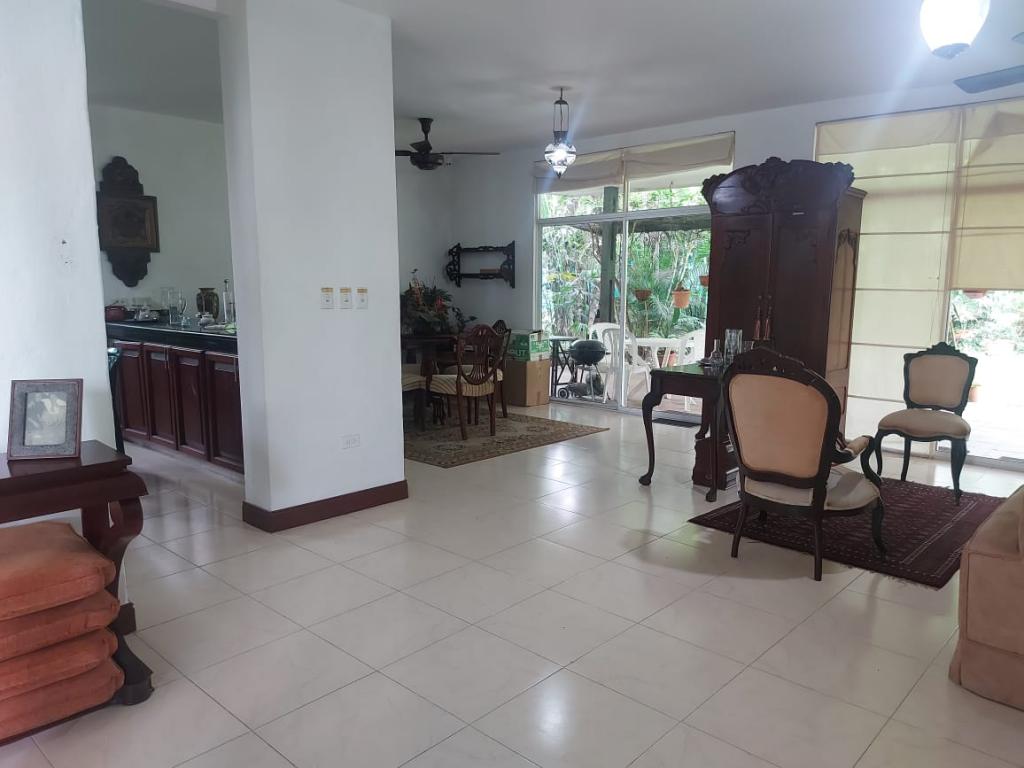 Casa En Venta - Villa Ginebra, Ginebra