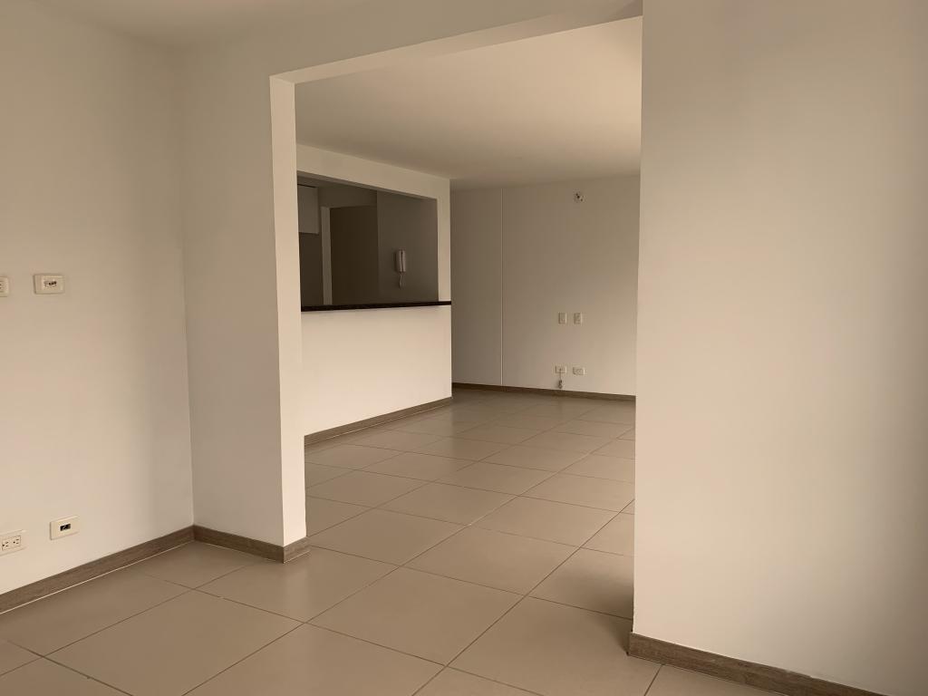 Apartamento En Arriendo - La Flora, Cali