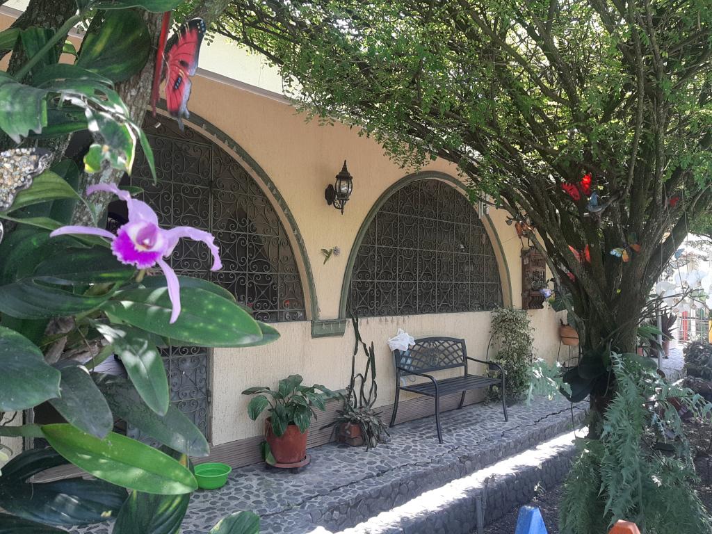 Casa Campestre En Venta - Vía El Naranjal - Ginebra, Ginebra