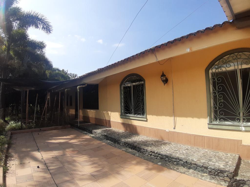 Casa Campestre En Venta - Vía El Naranjal - Ginebra, Ginebra