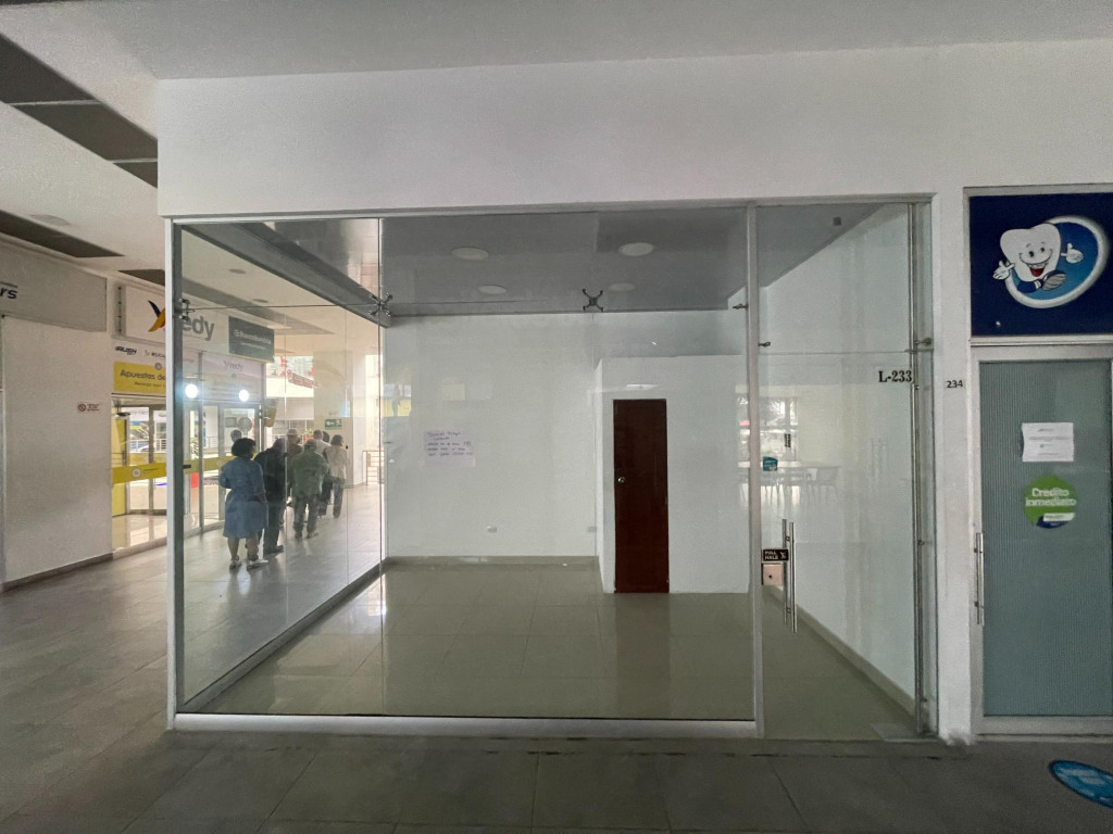 Local En Arriendo - El Cedro, Cali