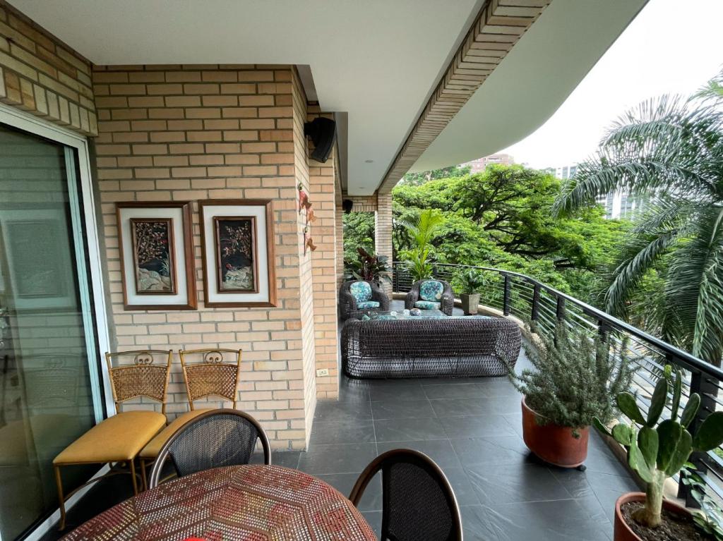 Apartamento En Venta - Normandía, Cali