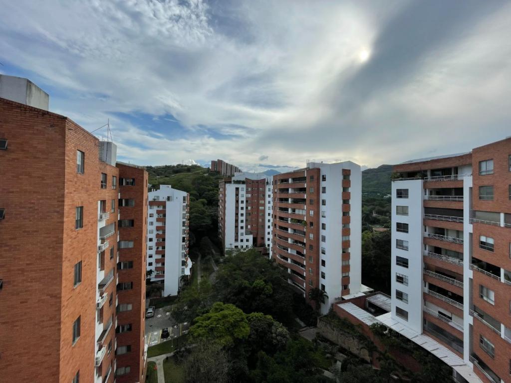Apartamento En Venta - Bosques Deloeste, Cali