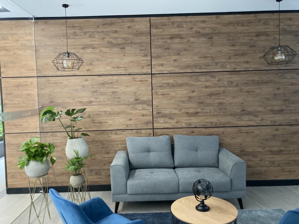 Oficina En Venta - Ciudad Jardín, Cali