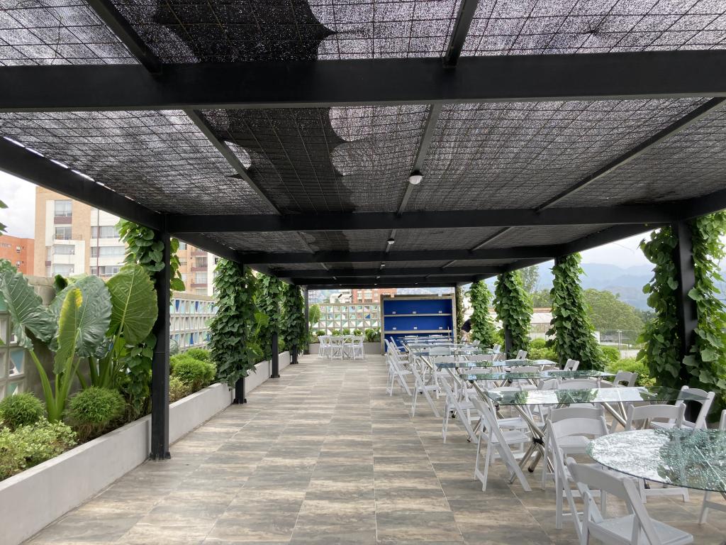 Oficina En Venta - Ciudad Jardín, Cali