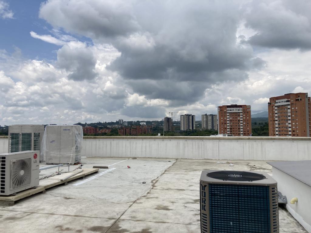 Oficina En Venta - Ciudad Jardín, Cali