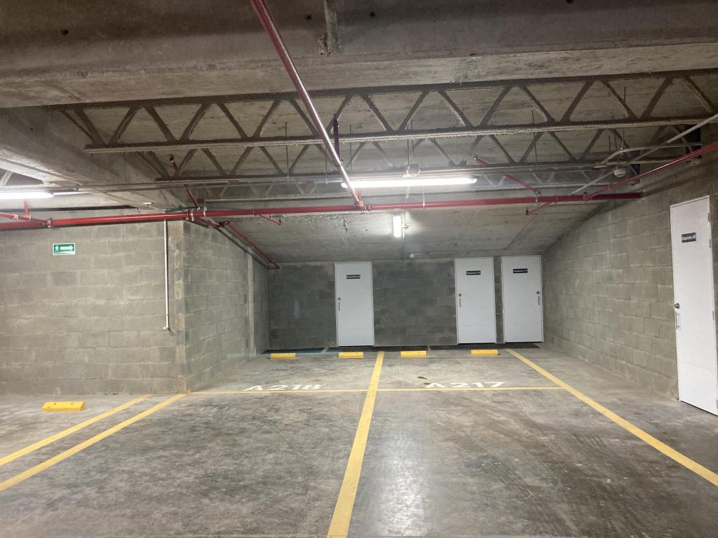 Oficina En Venta - Ciudad Jardín, Cali