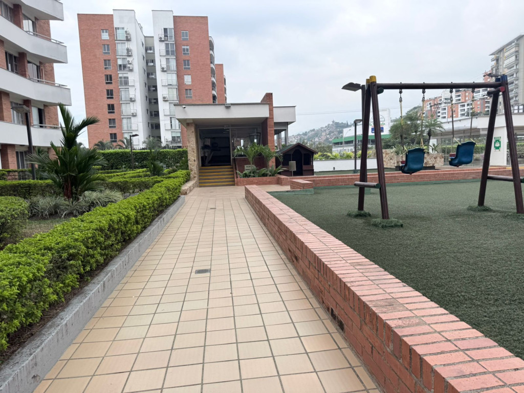 Apartamento En Venta - Mameyal, Cali