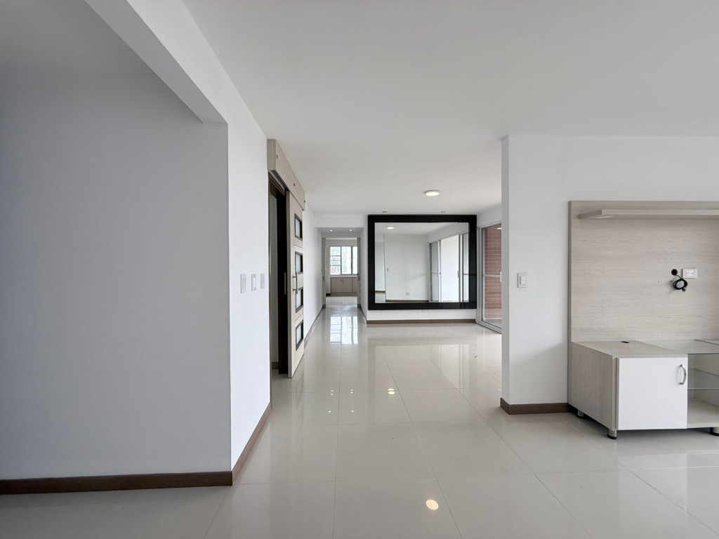 Apartamento En Venta - Mameyal, Cali