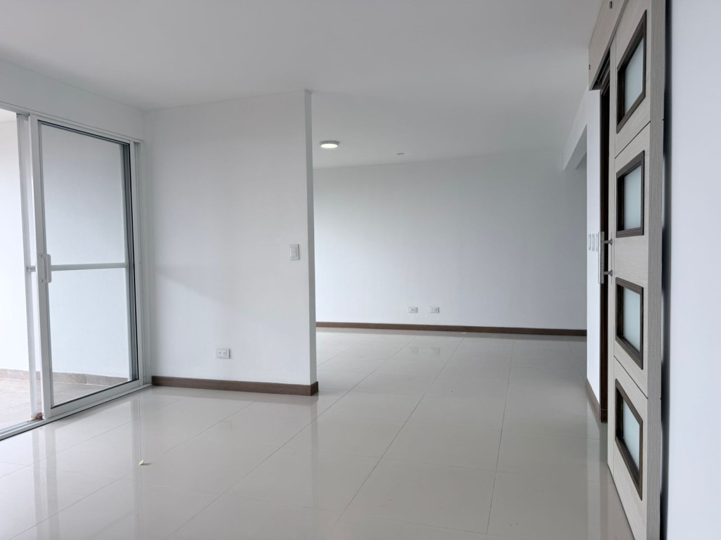Apartamento En Venta - Mameyal, Cali