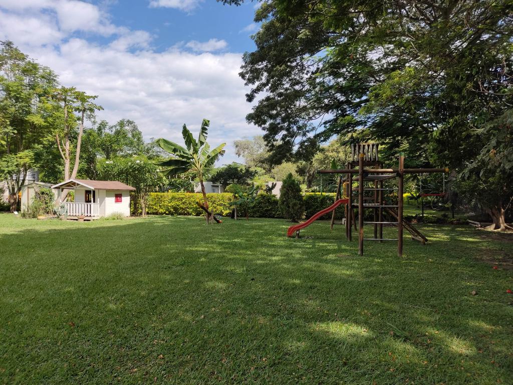 Casa Campestre En Venta - Rozo, Palmira