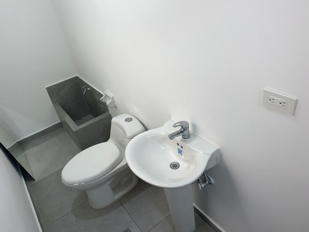 Oficina En Arriendo - San Vicente, Cali