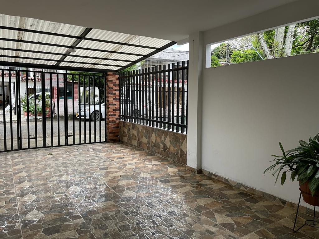 Casa En Venta - El Limonar, Cali