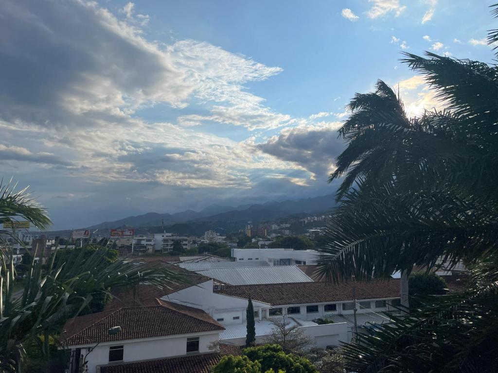 Apartaestudio En Arriendo - Los Libertadores / Miraflores, Cali