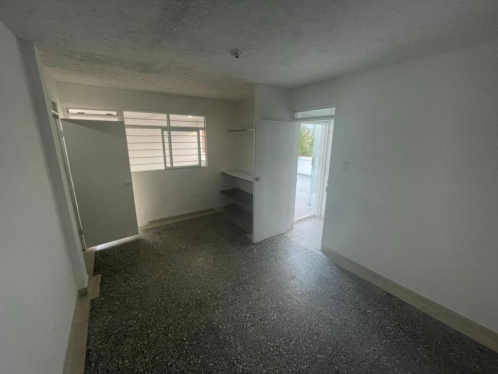 Apartaestudio En Arriendo - Los Libertadores / Miraflores, Cali