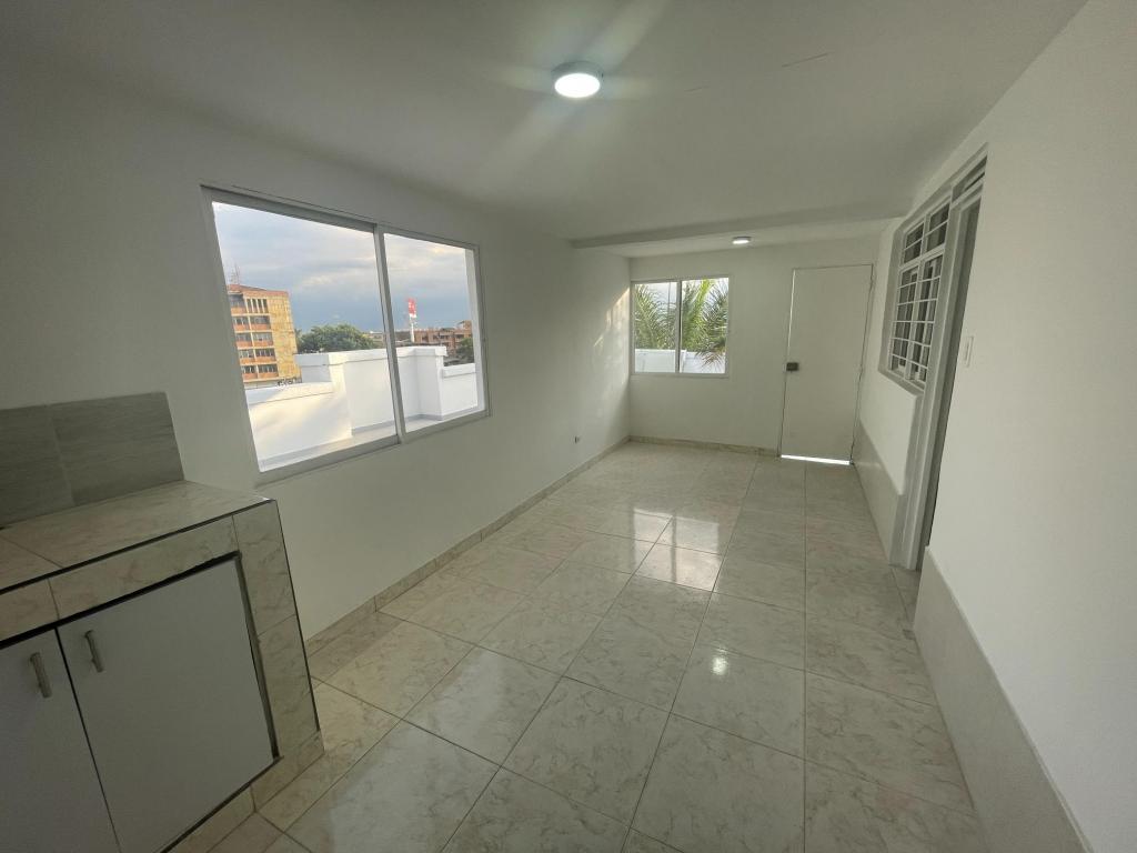 Apartaestudio En Arriendo - Los Libertadores / Miraflores, Cali