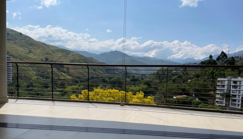 Apartamento En Arriendo - Santa Teresita, Cali