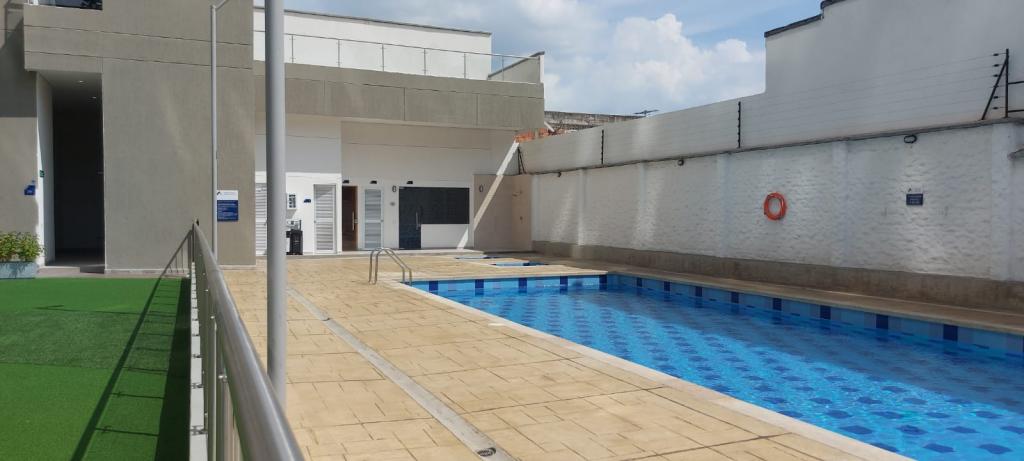 Apartamento En Venta - Urbanización La Flora, Cali