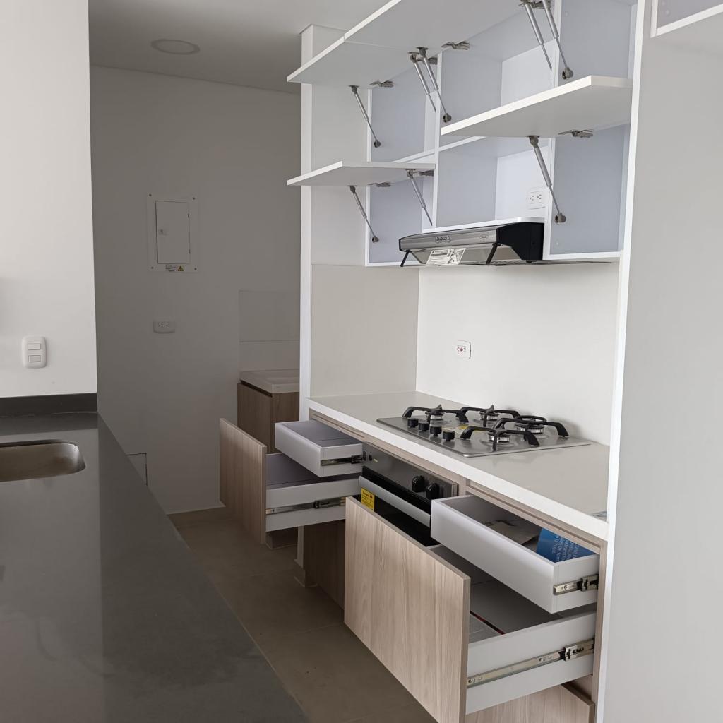 Apartamento En Venta - Urbanización La Flora, Cali