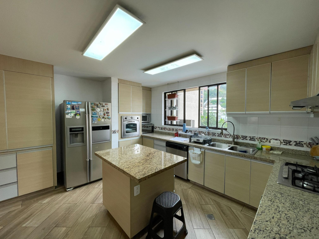 Apartamento En Venta - Santa Teresita, Cali