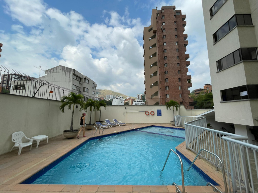 Apartamento En Venta - Santa Teresita, Cali