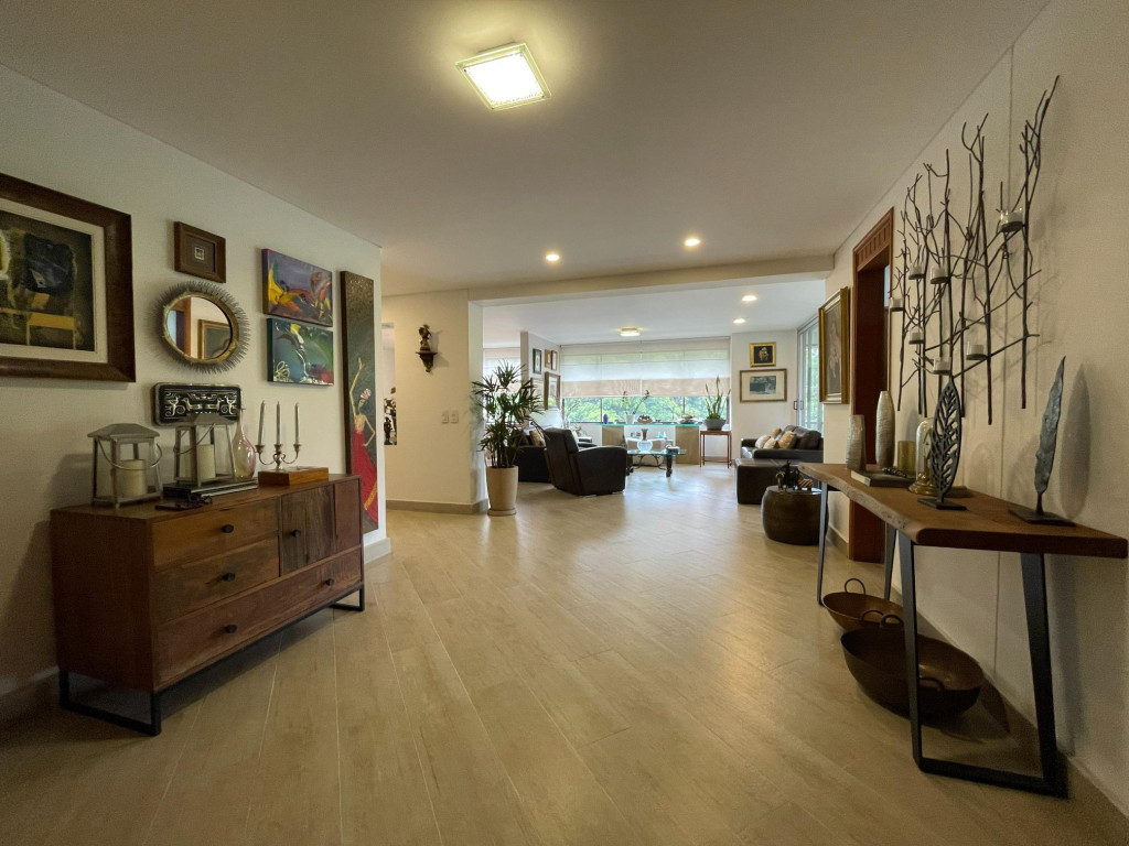 Apartamento En Venta - Santa Teresita, Cali