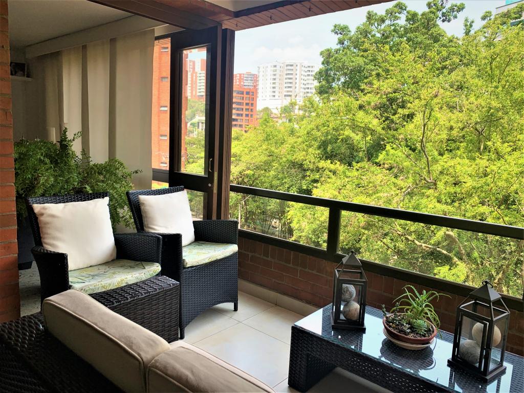 Apartamento En Venta - Santa Rita, Cali