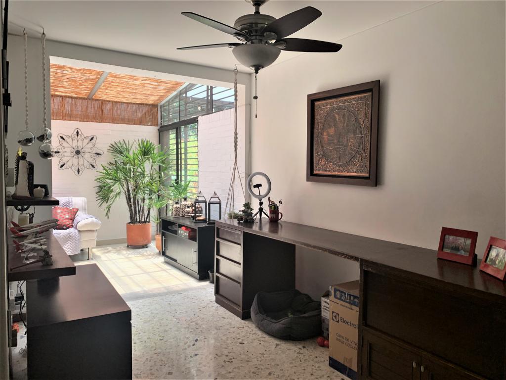 Apartamento En Venta - Santa Rita, Cali