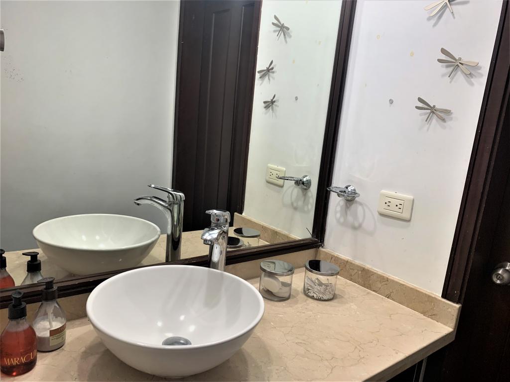 Apartamento En Venta - Santa Rita, Cali