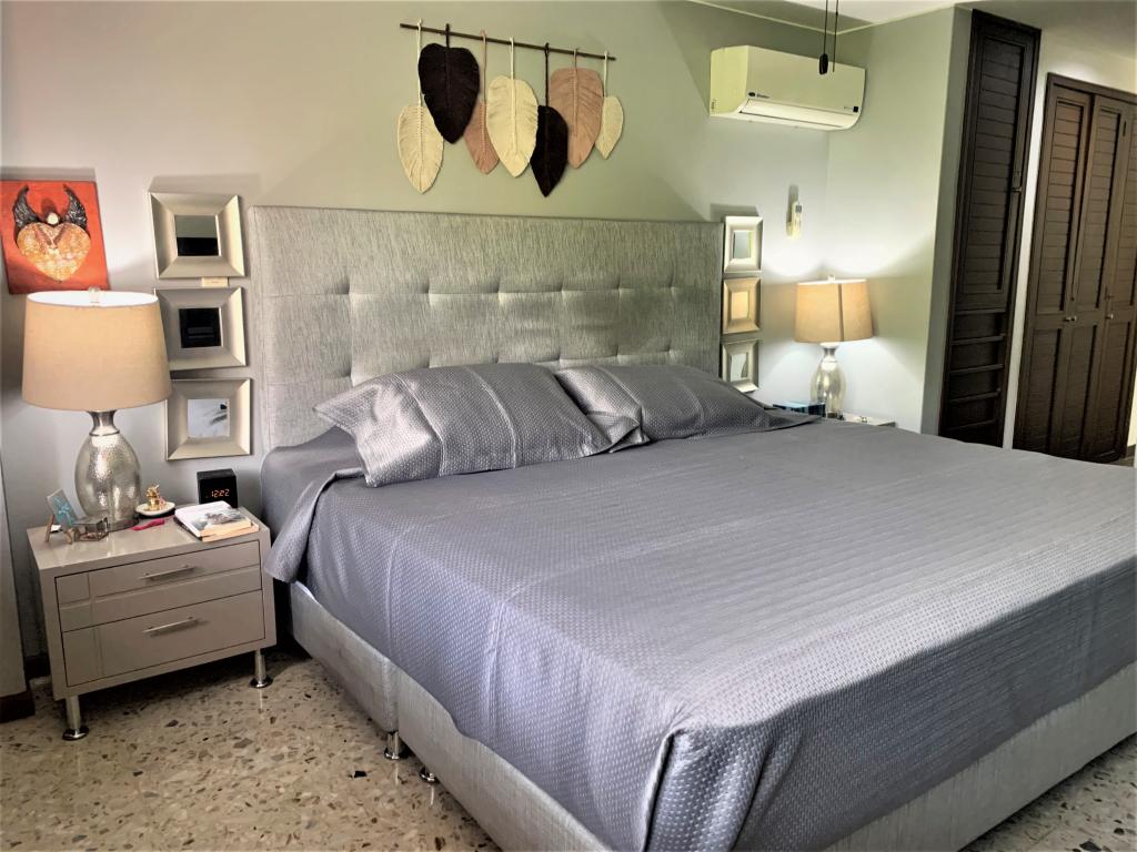 Apartamento En Venta - Santa Rita, Cali