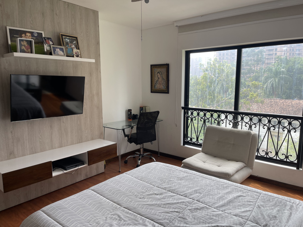 Apartamento En Venta - Bosques Deloeste, Cali