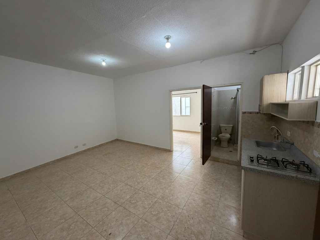 Apartaestudio En Arriendo - San Vicente, Cali