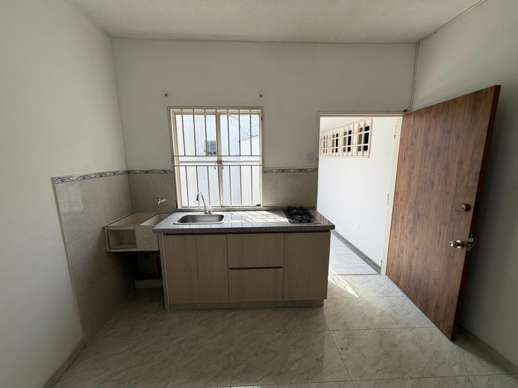 Apartaestudio En Arriendo - San Vicente, Cali