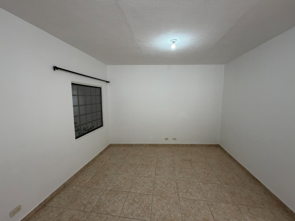 Apartaestudio En Arriendo - San Vicente, Cali
