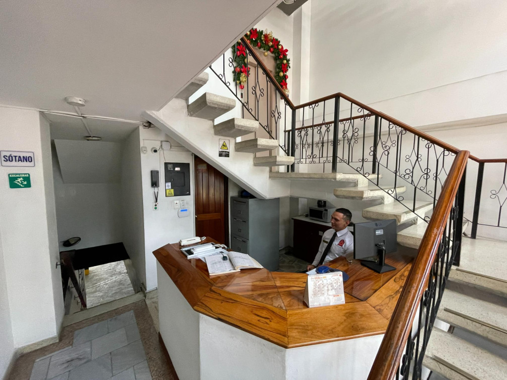 Local En Venta - Versalles, Cali