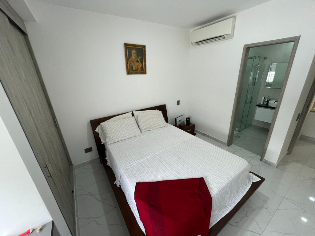 Casa En Venta - Urbanización La Flora, Cali