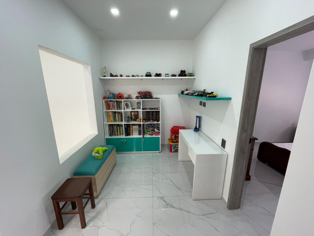 Casa En Venta - Urbanización La Flora, Cali