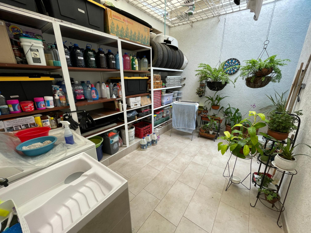 Casa En Venta - Urbanización La Flora, Cali