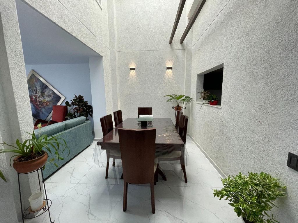 Casa En Venta - Urbanización La Flora, Cali