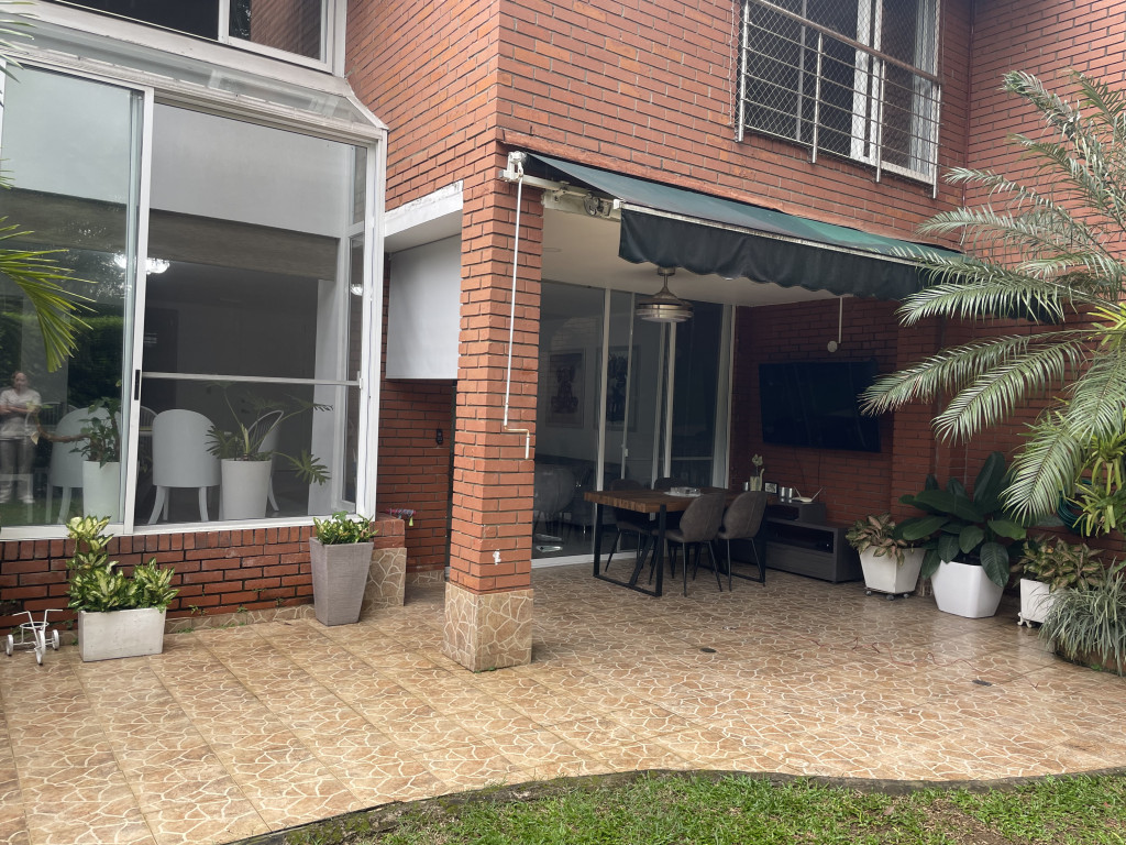 Casa En Venta - El Ingenio, Cali