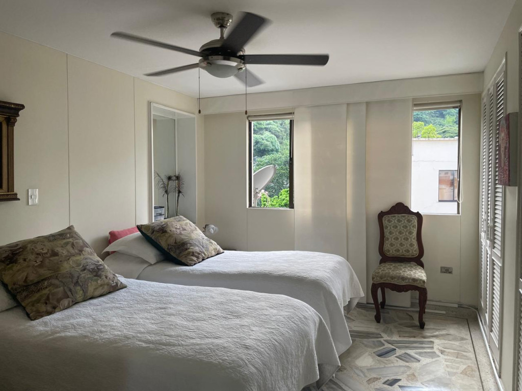 Apartamento En Venta - Centenario, Cali