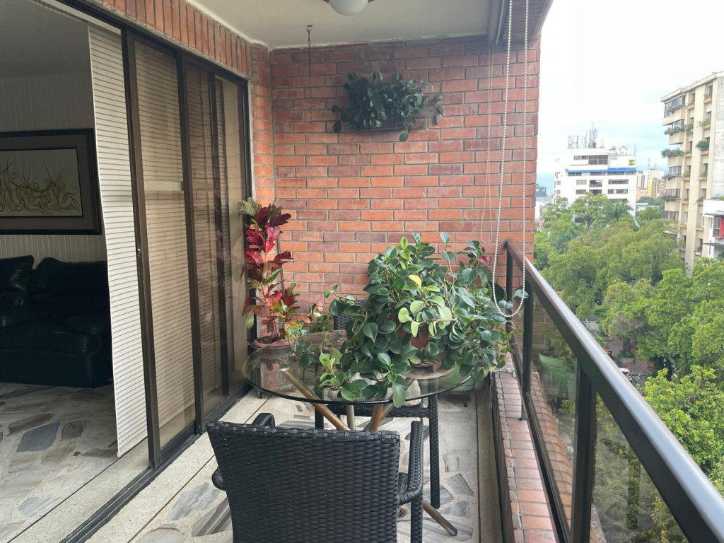 Apartamento En Venta - Centenario, Cali